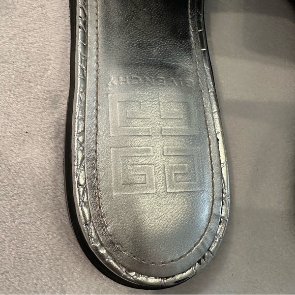 Givenchy Silver Croc 4G Logo Leather Flat Mules Slide Sandals EU 36/US 6 Italy - Picture 5 of 8